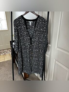 H&M Black and White Printed Midi Dress ❄️